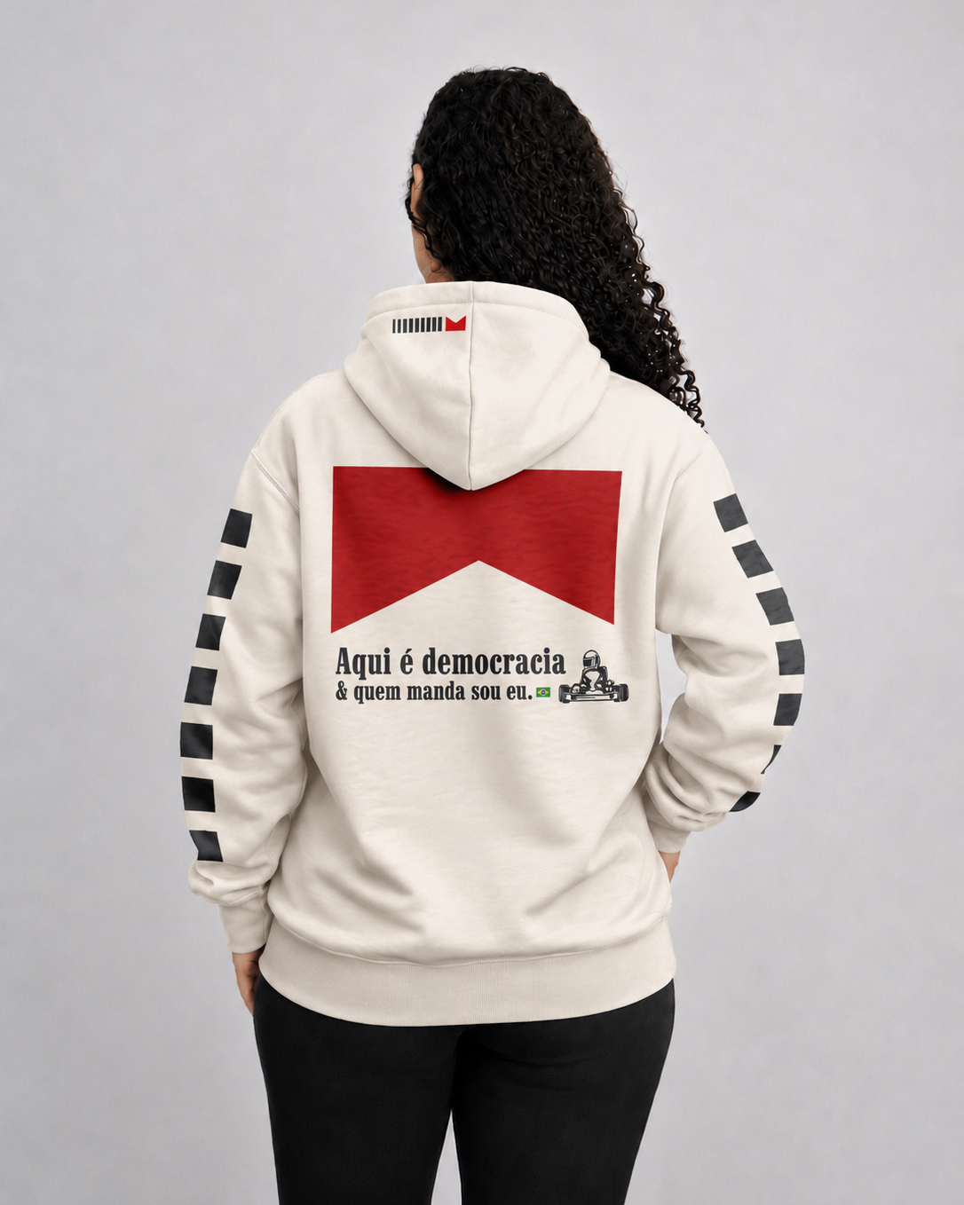 Moletom Canguru Democracia Retrô Off White