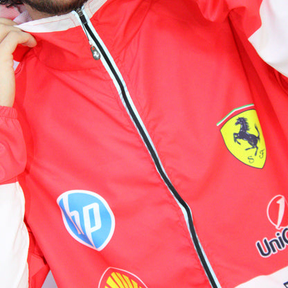 PRÉ VENDA - Jaqueta Corta Vento Lewis Hamilton Ferrari Retrô Edition