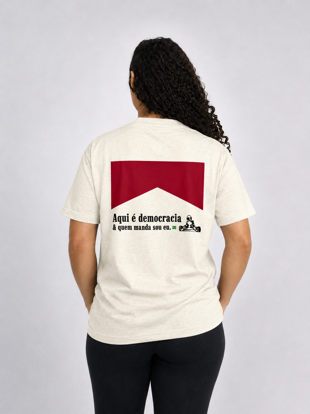 Camiseta Oversized Democracia Retrô Off White Algodão