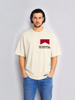 Camiseta Oversized Democracia Retrô Off White Algodão